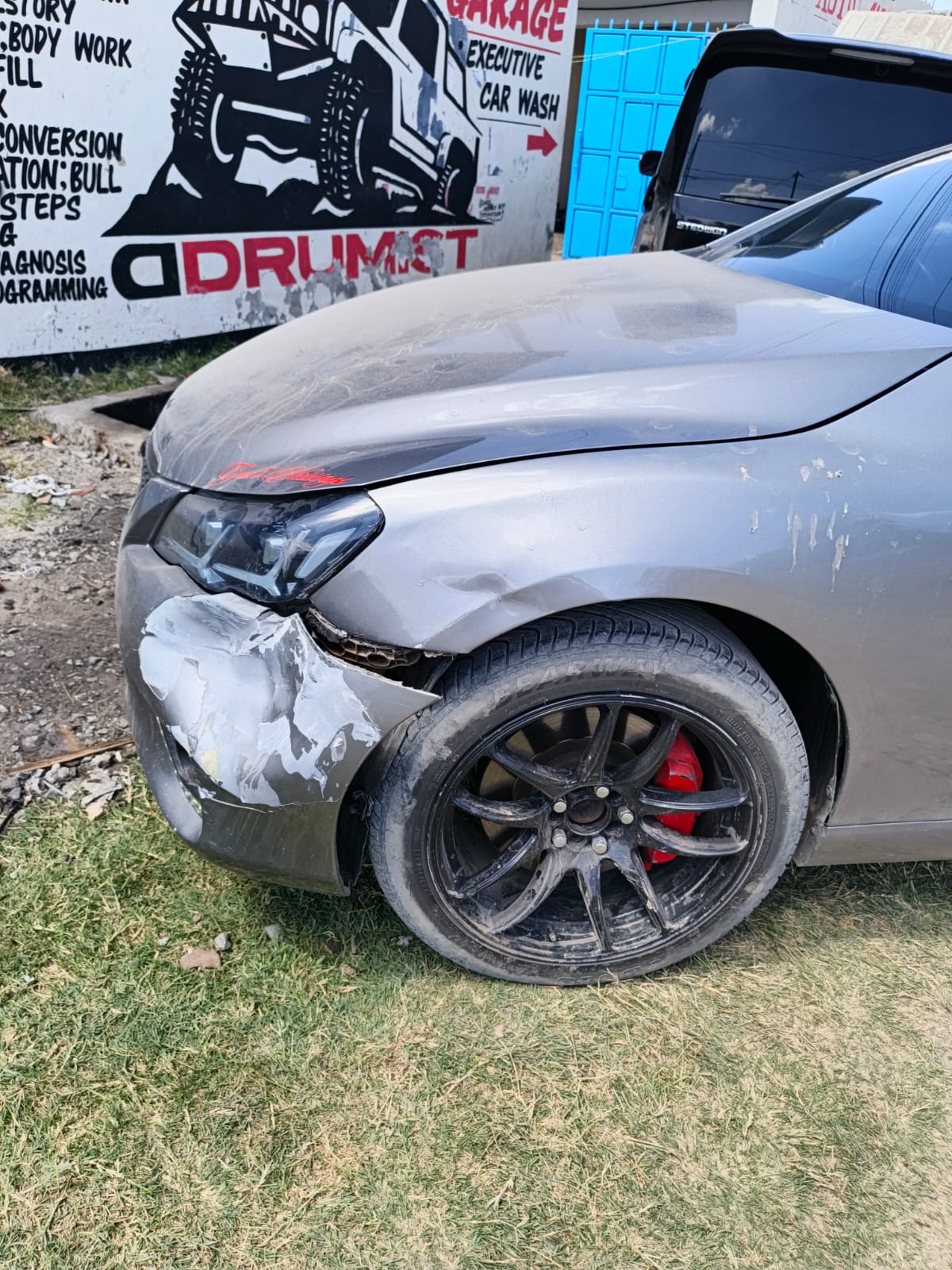 Front Bumper & Fender Restoration - Toyota Mark X — before